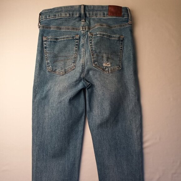 American Eagle Denim Jeans Size 4 Mid Rise Skinny Medium Light Wash Distressed - Picture 7 of 11